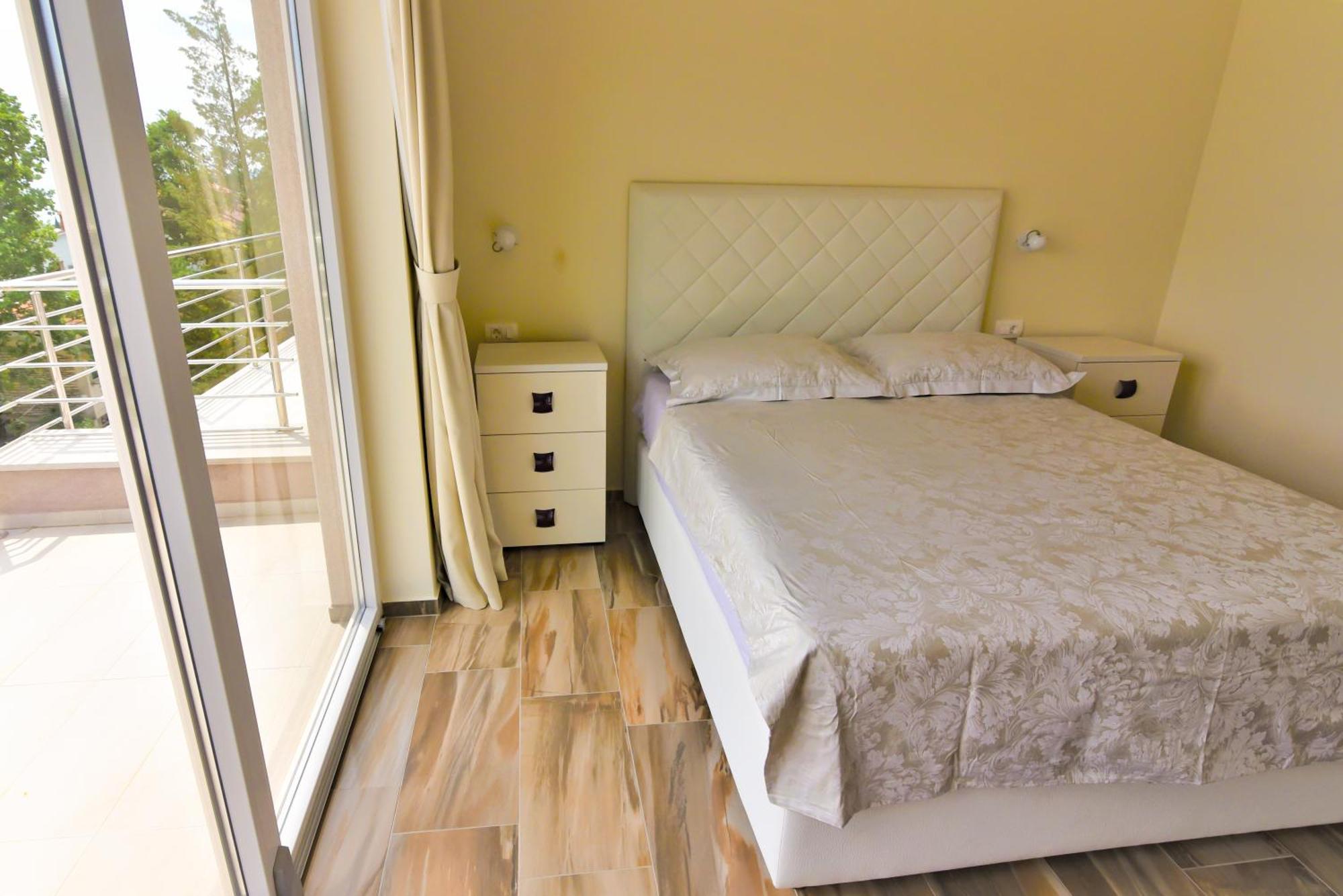 Guest House Manuela 奥帕提亚 外观 照片